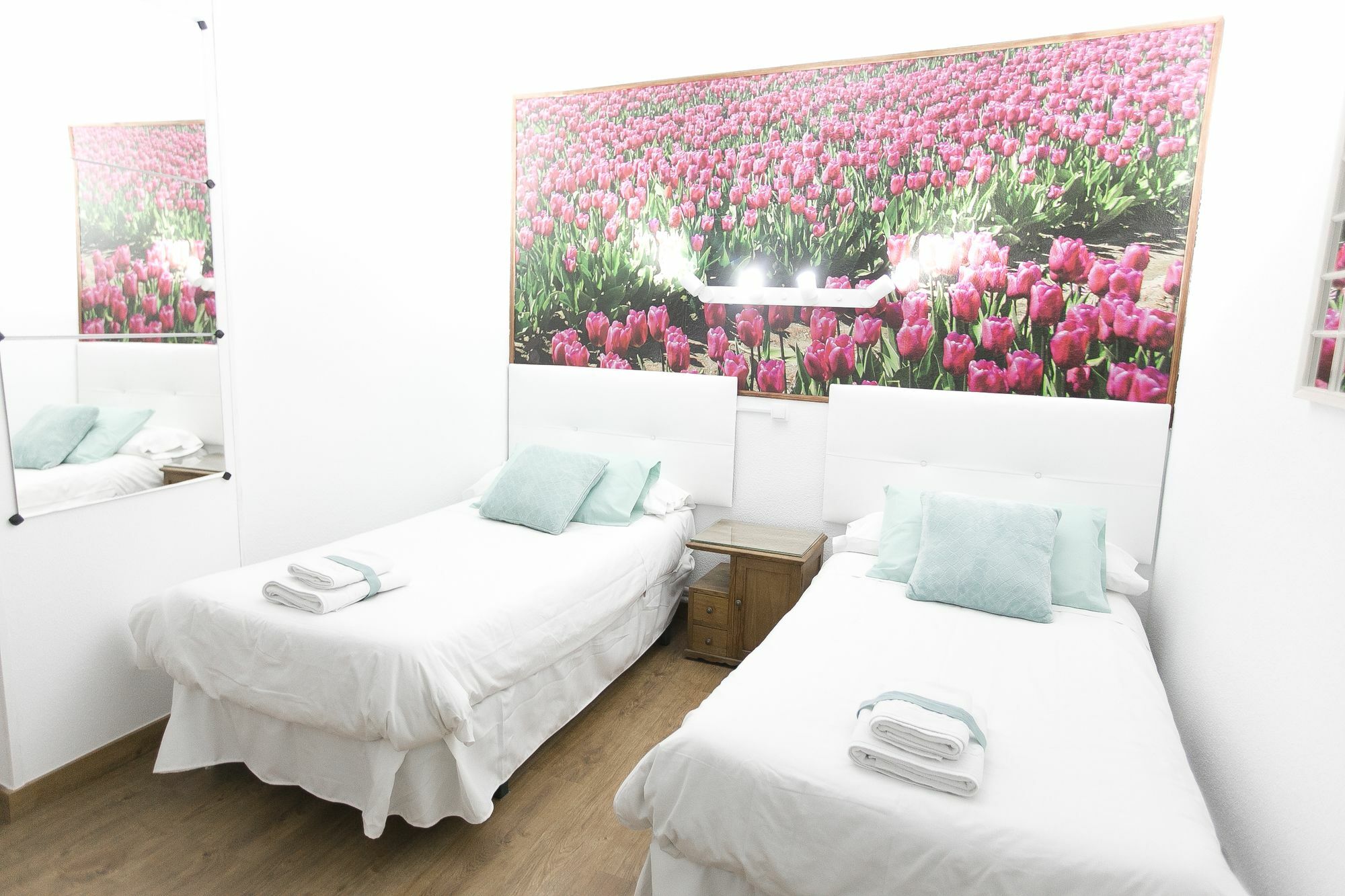 Ch La Banezana Hotel Madrid Exterior photo
